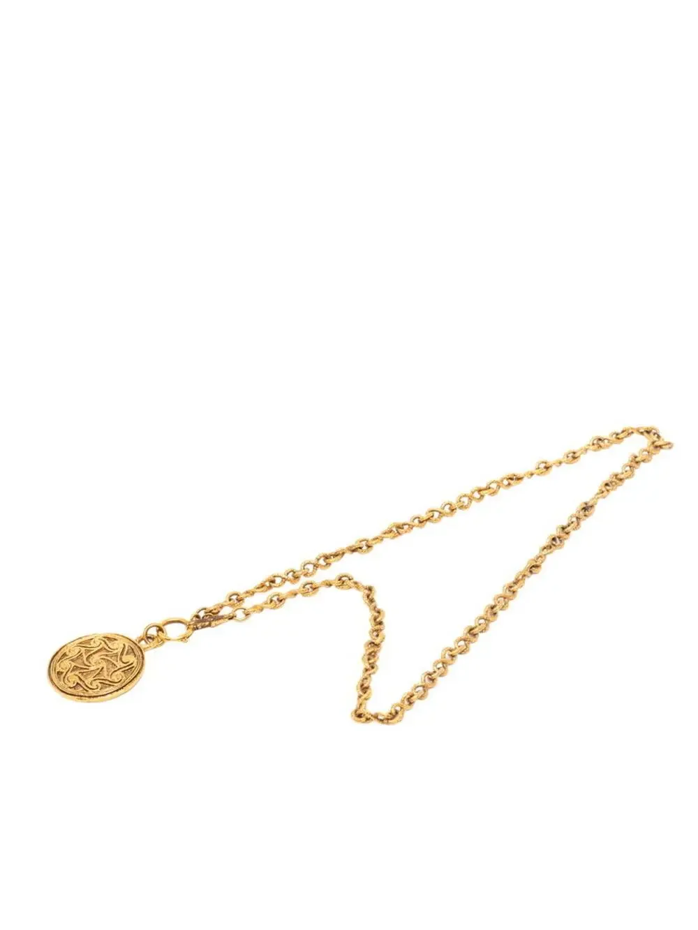 CHANEL elevate your